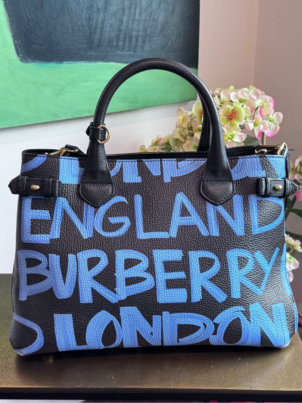 RARE BURBERRY GRAFFITI BANNER BAG‼️ Limited edition